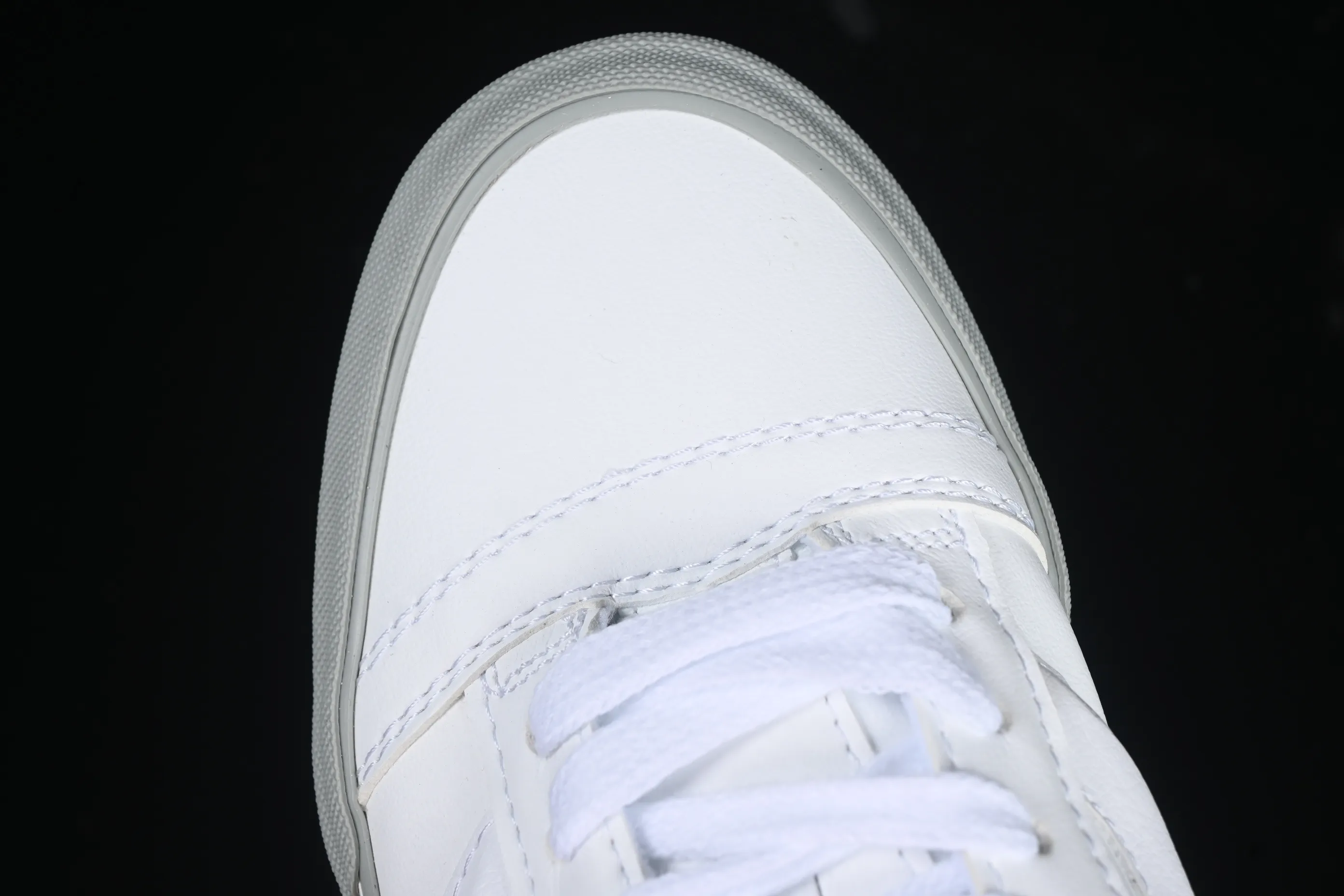 All categories Vans Vans series Vans Low Vans low-top Vans Knu Skool Vans low-top retro casual fat bread shoes VN0009QCBUH
